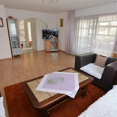 Kolenda 招待所 3*